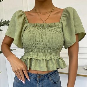 💚Ruffle Trim Top💚